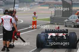 29.09.2006 Shanghai, China,  Franck Montagny (FRA), Test Driver, Super Aguri F1, Super Aguri F1, SA06 - Formula 1 World Championship, Rd 16, Chinese Grand Prix, Friday Practice