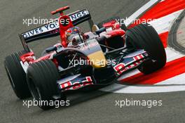 29.09.2006 Shanghai, China,  Vitantonio Liuzzi (ITA), Scuderia Toro Rosso, STR01 - Formula 1 World Championship, Rd 16, Chinese Grand Prix, Friday Practice