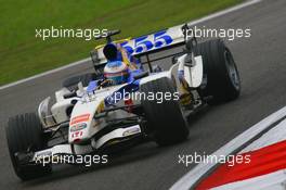 29.09.2006 Shanghai, China,  Jenson Button (GBR), Honda Racing F1 Team, RA106 - Formula 1 World Championship, Rd 16, Chinese Grand Prix, Friday Practice