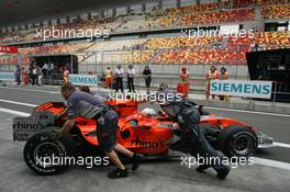 29.09.2006 Shanghai, China,  Alexandre Premat (FRA), Test Driver, Spyker MF1 Racing - Formula 1 World Championship, Rd 16, Chinese Grand Prix, Friday Practice