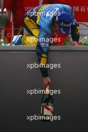 01.10.2006 Shanghai, China,  Fernando Alonso (ESP), Renault F1 Team - Formula 1 World Championship, Rd 16, Chinese Grand Prix, Sunday Podium