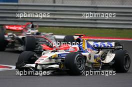 01.10.2006 Shanghai, China,  Rubens Barrichello (BRA), Honda Racing F1 Team leads Pedro de la Rosa (ESP), McLaren Mercedes - Formula 1 World Championship, Rd 16, Chinese Grand Prix, Sunday Race