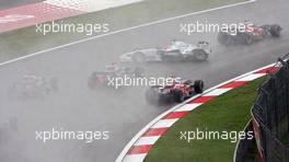 01.10.2006 Shanghai, China,  Robert Kubica (POL), BMW Sauber F1 Team, F1.06, spins - Formula 1 World Championship, Rd 16, Chinese Grand Prix, Sunday Race