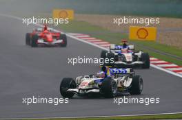 01.10.2006 Shanghai, China,  Jenson Button (GBR), Honda Racing F1 Team, RA106 and Rubens Barrichello (BRA), Honda Racing F1 Team, RA106 - Formula 1 World Championship, Rd 16, Chinese Grand Prix, Sunday Race