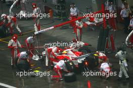 30.09.2006 Shanghai, China,  Ralf Schumacher (GER), Toyota Racing, Pitlane, Box, Garage - Formula 1 World Championship, Rd 16, Chinese Grand Prix, Saturday Qualifying
