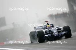 30.09.2006 Shanghai, China,  Mark Webber (AUS), Williams F1 Team, FW28 Cosworth - Formula 1 World Championship, Rd 16, Chinese Grand Prix, Saturday Qualifying