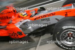 30.09.2006 Shanghai, China,  Tiago Monteiro (POR), Spyker MF1 Racing - Formula 1 World Championship, Rd 16, Chinese Grand Prix, Saturday Qualifying
