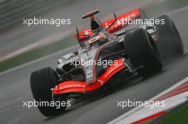 30.09.2006 Shanghai, China,  Kimi Raikkonen (FIN), Räikkönen, McLaren Mercedes, MP4-21 - Formula 1 World Championship, Rd 16, Chinese Grand Prix, Saturday Qualifying