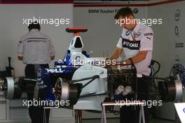 28.09.2006 Shanghai, China,  BMW Sauber F1 Team, F1.06 - Formula 1 World Championship, Rd 16, Chinese Grand Prix, Thursday