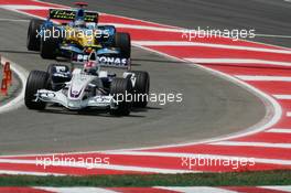 12.05.2006 Granollers, Spain,  Robert Kubica (POL), Test Driver, BMW Sauber F1 Team & Fernando Alonso (ESP), Renault F1 Team - Formula 1 World Championship, Rd 6, Spanish Grand Prix, Friday Practice