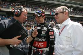 14.05.2006 Granollers, Spain,  Christijan Albers (NED), Midland MF1 Racing with Alex Shnaider (CDN) Midland MF1 Racing, Team Owner - Formula 1 World Championship, Rd 6, Spanish Grand Prix, Sunday Pre-Race Grid