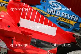 14.05.2006 Granollers, Spain,  Michael Schumacher (GER), Scuderia Ferrari, engine cover after the race - Formula 1 World Championship, Rd 6, Spanish Grand Prix, Sunday Race