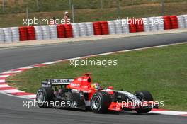 14.05.2006 Granollers, Spain,  Tiago Monteiro (POR), Midland MF1 Racing, Toyota M16 - Formula 1 World Championship, Rd 6, Spanish Grand Prix, Sunday Race