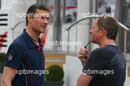 13.05.2006 Granollers, Spain,  David Coulthard (GBR), Red Bull Racing & Martin Brundle (GBR)  - Formula 1 World Championship, Rd 6, Spanish Grand Prix, Saturday