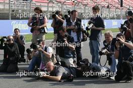 13.05.2006 Granollers, Spain,  Photographers on the track - Formula 1 World Championship, Rd 6, Spanish Grand Prix, Saturday