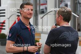 13.05.2006 Granollers, Spain,  David Coulthard (GBR), Red Bull Racing & Martin Brundle (GBR) ITV-F1 Commentator - Formula 1 World Championship, Rd 6, Spanish Grand Prix, Saturday