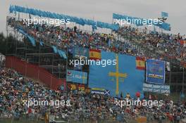 13.05.2006 Granollers, Spain,  Fans of Fernando Alonso at the circuit - Formula 1 World Championship, Rd 6, Spanish Grand Prix, Saturday Practice
