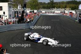 05.05.2006 Nürburg, Germany,  Dirk Müller, GER - Formula 1 World Championship, Rd 5, European Grand Prix, Friday, BMW Pit Lane Theme Park