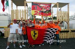 05.05.2006 Nürburg, Germany,  Fans on a campside, camping ground, tent - Formula 1 World Championship, Rd 5, European Grand Prix, Friday