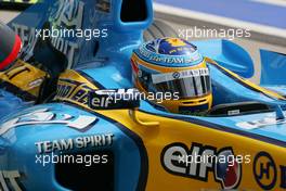 05.05.2006 Nürburg, Germany,  Fernando Alonso (ESP), Renault F1 Team - Formula 1 World Championship, Rd 5, European Grand Prix, Friday Practice