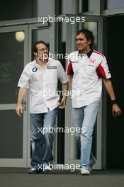 05.05.2006 Nürburg, Germany,  Jacques Villeneuve (CDN), BMW Sauber F1 Team and Franck Montagny (FRA), Super Aguri F1 - Formula 1 World Championship, Rd 5, European Grand Prix, Friday