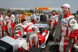 07.05.2006 Nürburg, Germany,  Ralf Schumacher (GER), Toyota Racing - Formula 1 World Championship, Rd 5, European Grand Prix, Sunday Pre-Race Grid