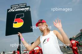 07.05.2006 Nürburg, Germany,  Grid girls - Formula 1 World Championship, Rd 5, European Grand Prix, Sunday Grid Girl