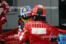 07.05.2006 Nürburg, Germany,  Fernando Alonso (ESP), Renault F1 Team and Michael Schumacher (GER), Scuderia Ferrari - Formula 1 World Championship, Rd 5, European Grand Prix, Sunday Podium