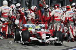07.05.2006 Nürburg, Germany,  Ralf Schumacher (GER), Toyota Racing, TF106 pit stop - Formula 1 World Championship, Rd 5, European Grand Prix, Sunday Race