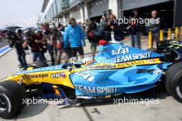 06.05.2006 Nürburg, Germany,  Fernando Alonso (ESP), Renault F1 Team, in the new R26 - Formula 1 World Championship, Rd 5, European Grand Prix, Saturday Practice
