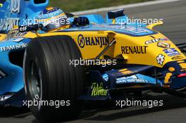 06.05.2006 Nürburg, Germany,  Fernando Alonso (ESP), Mild Seven Renault F1 R26 - Formula 1 World Championship, Rd 5, European Grand Prix, Saturday Practice