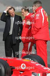 24.01.2006 Mugello, Italy,  Luca di Montezemolo (ITA), Scuderia Ferrari, Fiat President, Chairman & Managing Director, Michael Schumacher (GER), Scuderia Ferrari, Ross Brawn (GBR), Scuderia Ferrari, Technical Director - Scuderia Ferrari 248 F1 Launch