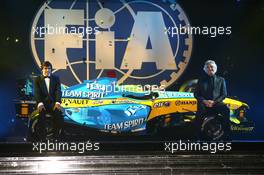 08.12.2006 Monte Carlo, Monaco,  Fernando Alonso (ESP) and Flavio Briatore (ITA), Renault F1 Team, Team Chief, Managing Director, with The Championship winning car, Renault R26 - 2006 FIA Gala Prize Giving Ceremony