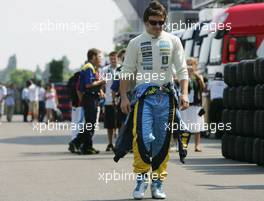 14.07.2006 Magny Cours, France,  Fernando Alonso (ESP), Renault F1 Team - Formula 1 World Championship, Rd 11, French Grand Prix, Friday