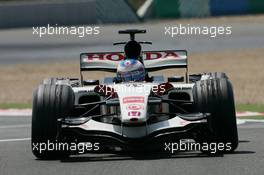 14.07.2006 Magny Cours, France,  Jenson Button (GBR), Honda Racing F1 Team, RA106 - Formula 1 World Championship, Rd 11, French Grand Prix, Friday Practice