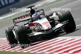 14.07.2006 Magny Cours, France,  Jenson Button (GBR), Honda Racing F1 Team RA106 - Formula 1 World Championship, Rd 11, French Grand Prix, Friday Practice