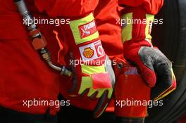 14.07.2006 Magny Cours, France,  Scuderia Ferrari F1 Team, Practice Pitstops - Formula 1 World Championship, Rd 11, French Grand Prix, Friday