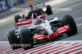 14.07.2006 Magny Cours, France,  Pedro de la Rosa (ESP), Team McLaren Mercedes MP4-21 - Formula 1 World Championship, Rd 11, French Grand Prix, Friday Practice