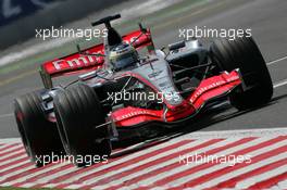 14.07.2006 Magny Cours, France,  Pedro de la Rosa (ESP), Team McLaren Mercedes MP4-21 - Formula 1 World Championship, Rd 11, French Grand Prix, Friday Practice