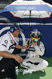 16.07.2006 Magny Cours, France,  Jacques Villeneuve (CDN), BMW Sauber F1 Team - Formula 1 World Championship, Rd 11, French Grand Prix, Sunday Pre-Race Grid