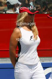 16.07.2006 Magny Cours, France,  Grid girl - Formula 1 World Championship, Rd 11, French Grand Prix, Sunday Grid Girl