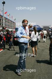 16.07.2006 Magny Cours, France,  Michiel Mol (NDL) Who is said to be the purchaser of Midland MF1 Racing, on the grid - Formula 1 World Championship, Rd 11, French Grand Prix, Sunday Pre-Race Grid