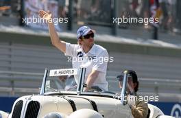 16.07.2006 Magny Cours, France,  Nick Heidfeld (GER), BMW Sauber F1 Team, F1.06 - Formula 1 World Championship, Rd 11, French Grand Prix, Sunday Pre-Race Grid