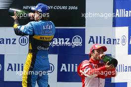 16.07.2006 Magny Cours, France,  Fernando Alonso (ESP), Renault F1 Team and Felipe Massa (BRA), Scuderia Ferrari - Formula 1 World Championship, Rd 11, French Grand Prix, Sunday Podium