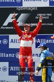 16.07.2006 Magny Cours, France,  Winner, Michael Schumacher (GER), Scuderia Ferrari - Formula 1 World Championship, Rd 11, French Grand Prix, Sunday Podium