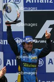 16.07.2006 Magny Cours, France,  Fernando Alonso (ESP), Renault F1 Team - Formula 1 World Championship, Rd 11, French Grand Prix, Sunday Podium