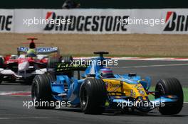 16.07.2006 Magny Cours, France,  Giancarlo Fisichella (ITA), Renault F1 Team, R26 - Formula 1 World Championship, Rd 11, French Grand Prix, Sunday Race