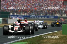 16.07.2006 Magny Cours, France,  Rubens Barrichello (BRA), Honda Racing F1 Team RA106 - Formula 1 World Championship, Rd 11, French Grand Prix, Sunday Race