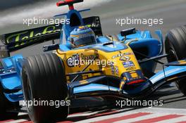 16.07.2006 Magny Cours, France,  Fernando Alonso (ESP), Renault F1 Team, R26 - Formula 1 World Championship, Rd 11, French Grand Prix, Sunday Race