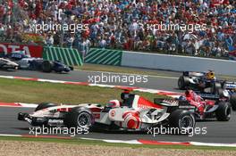 16.07.2006 Magny Cours, France,  Rubens Barrichello (BRA), Honda Racing F1 Team, RA106  - Formula 1 World Championship, Rd 11, French Grand Prix, Sunday Race